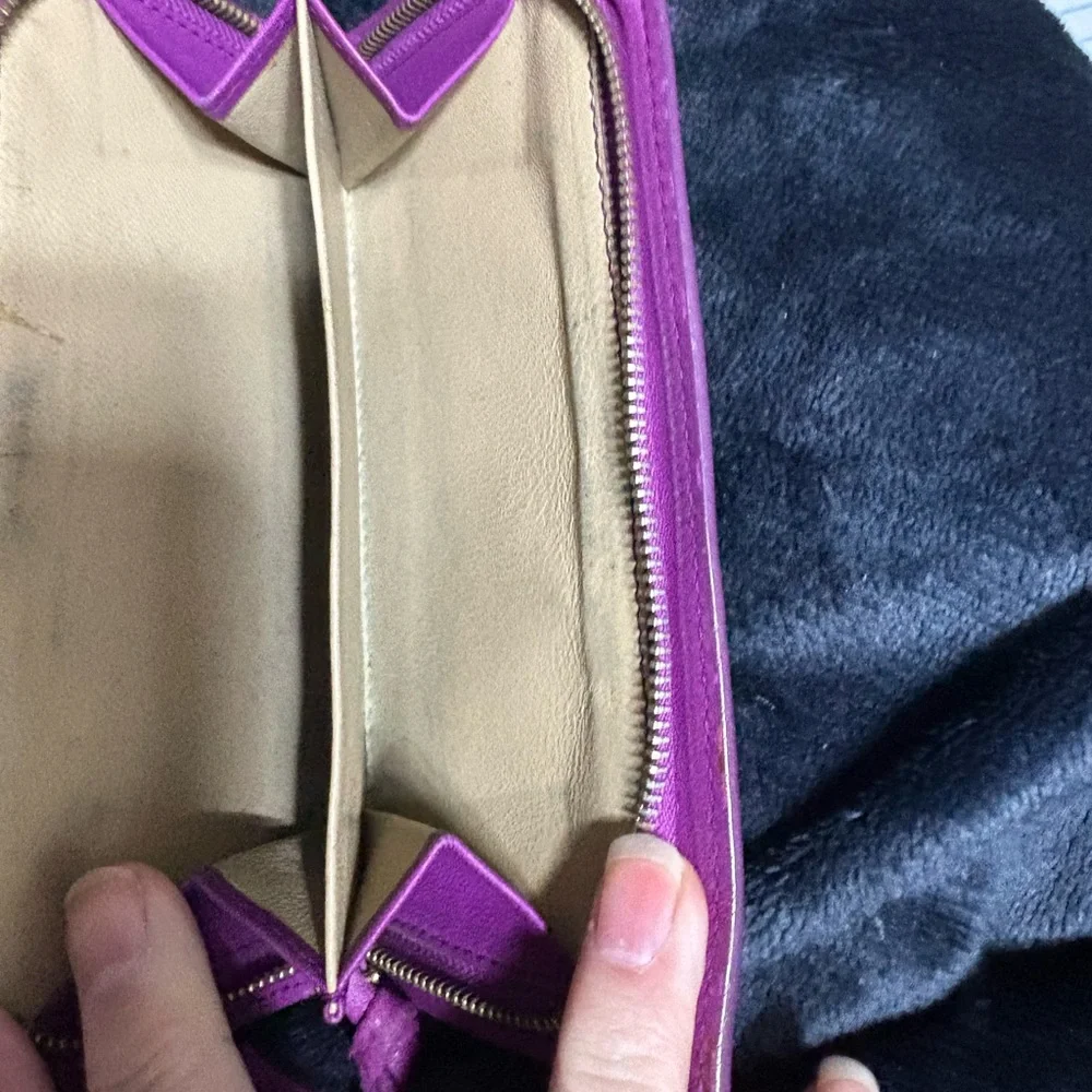 Bottega, Venetta, purpleish, cranberry wallet, good used condition